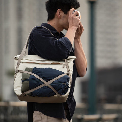 Alvin's jacket supported by the tote external carry straps